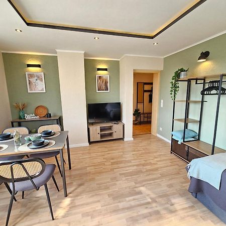 Neu Businessapp In Zentraler Lage Mit 3 Schlafzimmern Fuer Geschaeftsreisende Pendler Und Familien Naehe Sz See Salzgitter Kültér fotó
